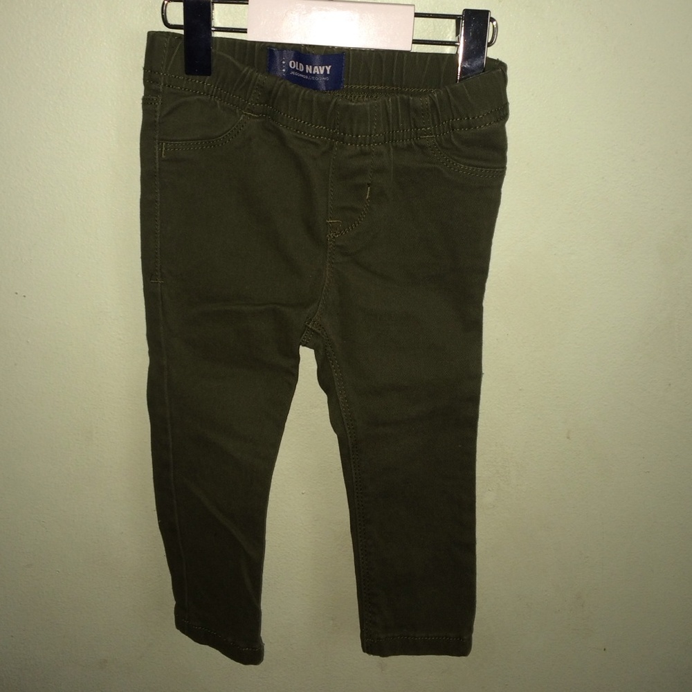 Toddler pants.